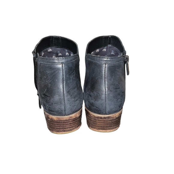 Lucky Brand Women's Basel Leather Booties - Picture 2 of 6
